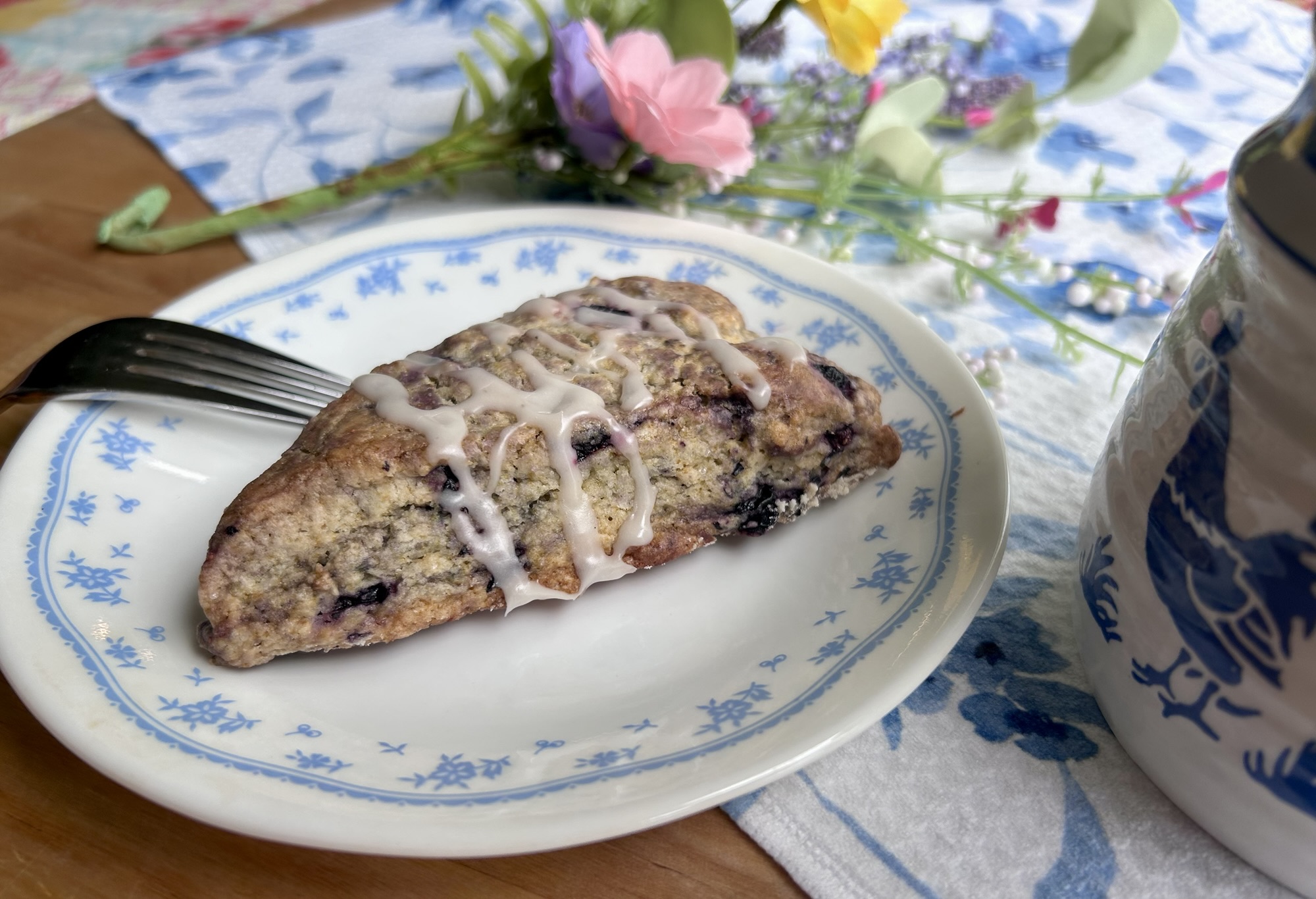Recipe Club – Gluten-Free Blueberry Scones with a Lemon Drizzle